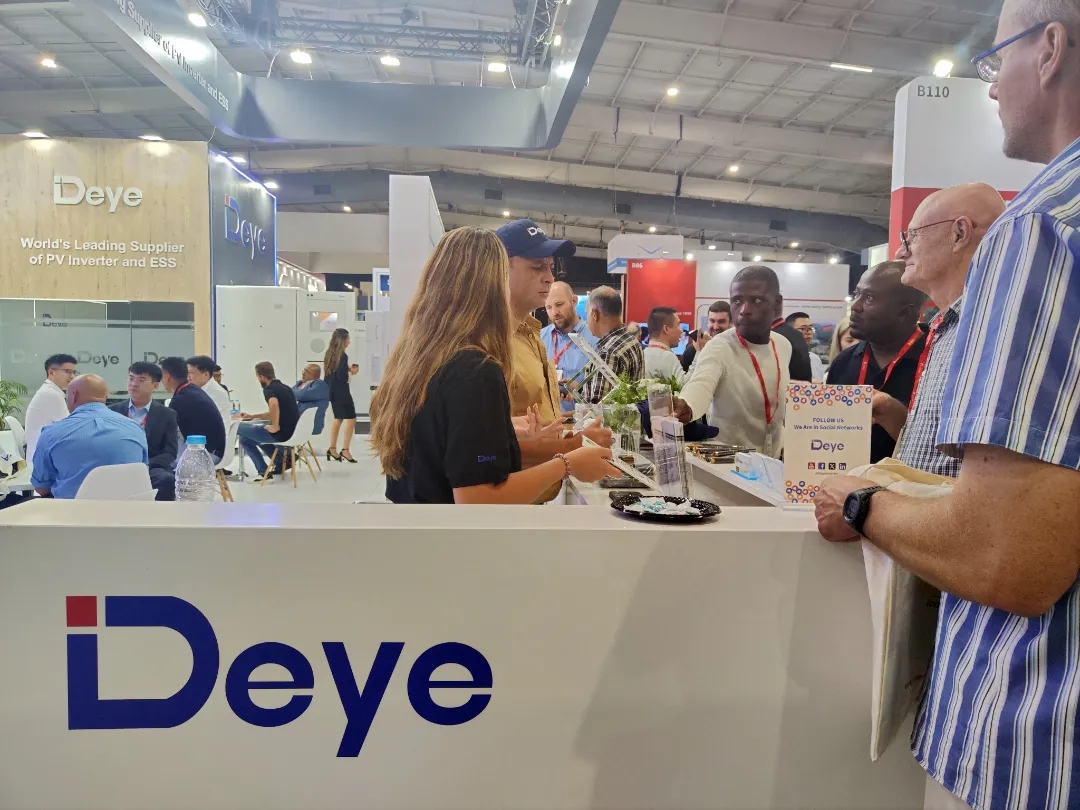 Deye brille à Solar & Storage Live Africa avec des solutions énergétiques innovantes