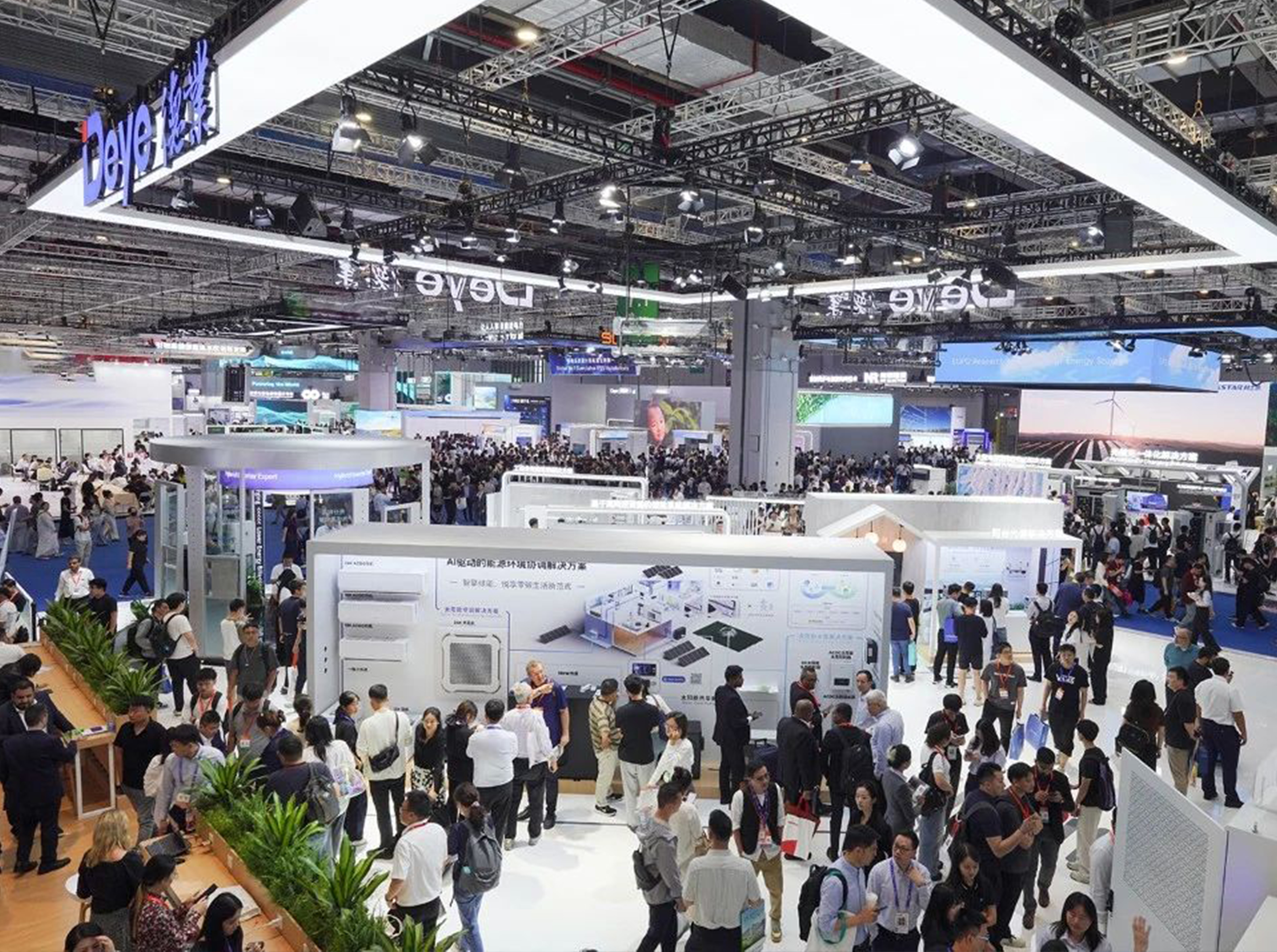 Deye dévoile la solution de coordination de l'environnement énergétique dirigée par l'AI: